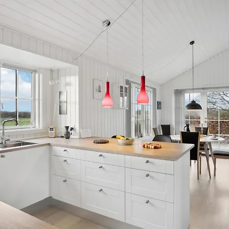 Awesome In With Kitchen Hébergement de vacances *